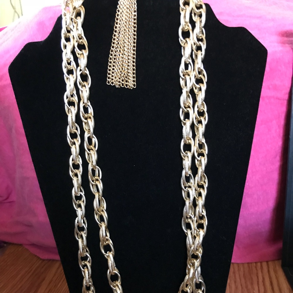 Paparazzi Scarf Necklace